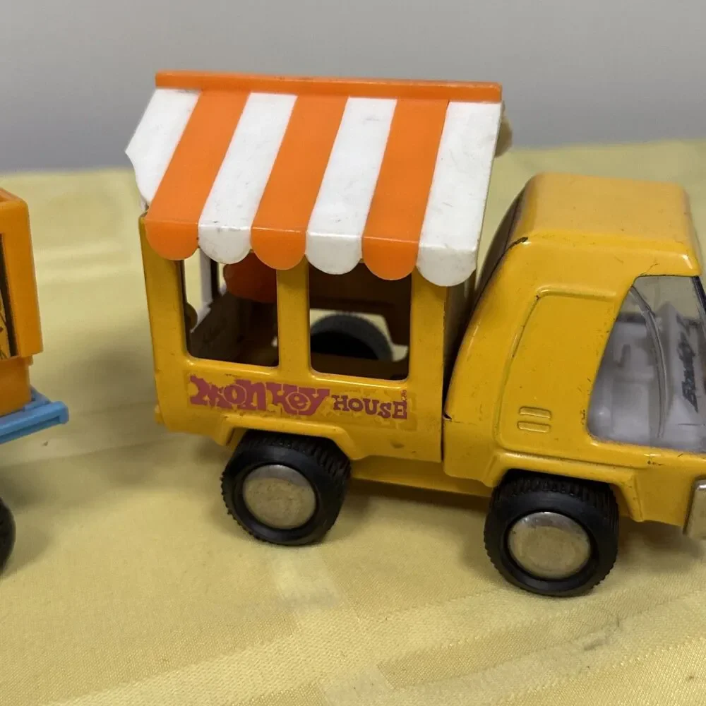 Buddy L Pressed Steel Brute Pink Merry Go Round Truck 4909 Pan Am Cargo Monkey - Picture 4 of 16